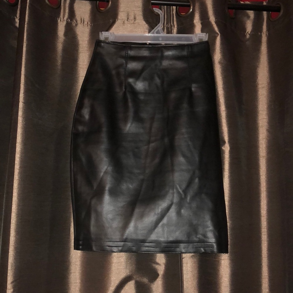 Leather pencil skirt